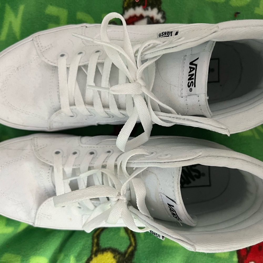 White platform vans size 9.5 women’s never worn